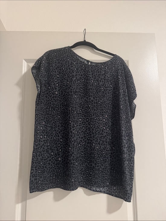 Halogen Tops - Halogen Black Leopard-Print Short Sleeve Blouse